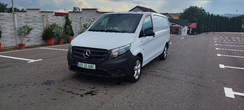 Vând Mercedes E-Vito full electric Daia Romana • OLX.ro