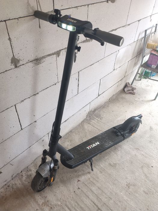 Vnd trotinete electrica Titan