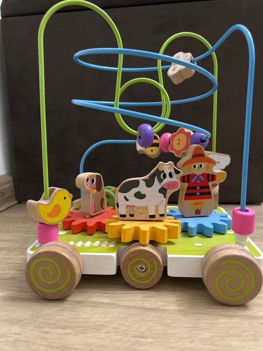 Дървена играчка за дърпане Ферма от Viga toys