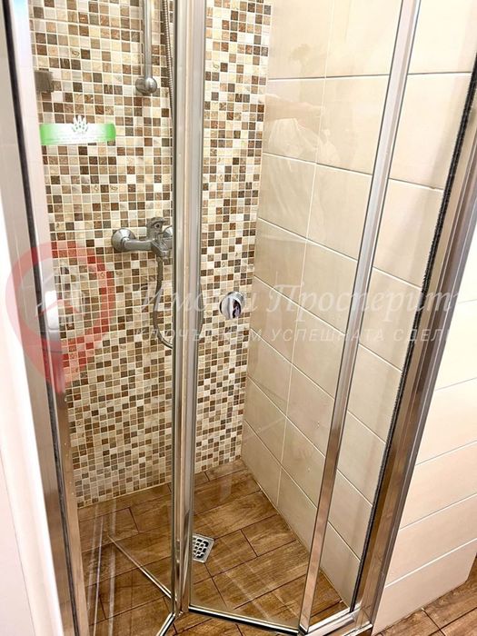 Дава се под наем Тристаен апартамент в София, Център - 85 кв.м за 897.6 € - Снимка #8