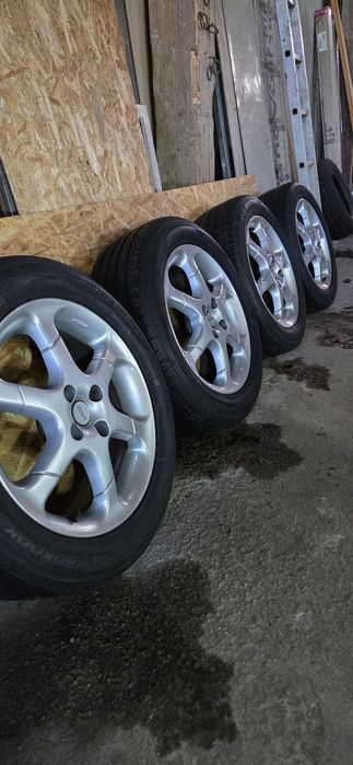 FIAT Джанти със летни гуми 205/55/16 6,5J ET48 4x98 ЦО56