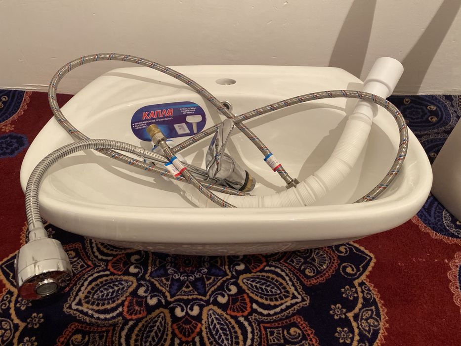 Раковина в комплекте