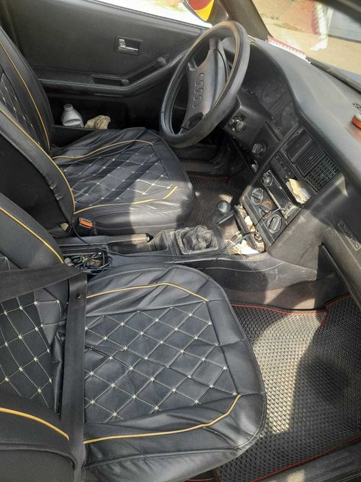 Продам Audi 80 . Гидрач, V1.8, газ/бензин.