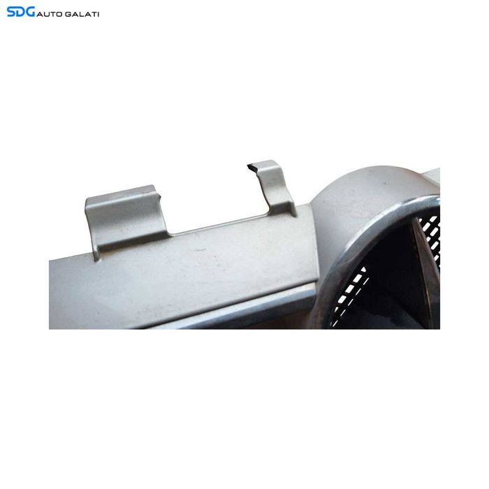 Grila cu Emblema de pe Bara Fata Mercedes Clasa A Class W169 NFL Non Facelift 2004 - 2008 Cod 1698800583 [LS0341]