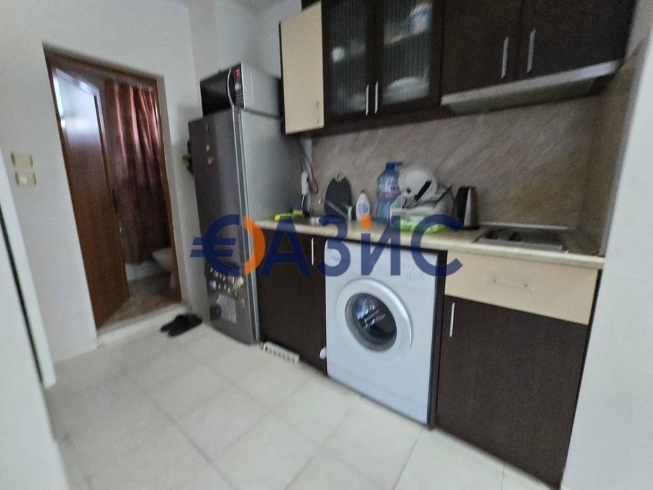 Продава се Двустаен апартамент в Свети Влас - 65 кв.м за 683 €/кв.м - Снимка #6