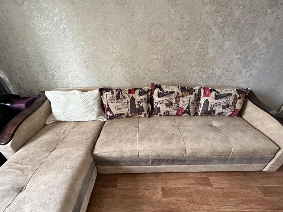 Продам диван раздвижной