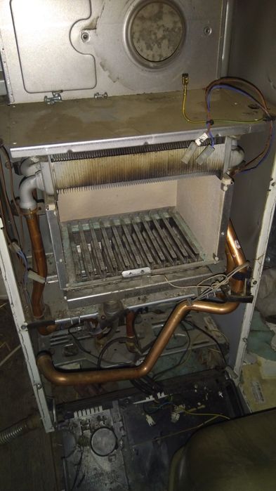 Dezmembrez centrală Ariston,Motan,Ferroli, Viessmann