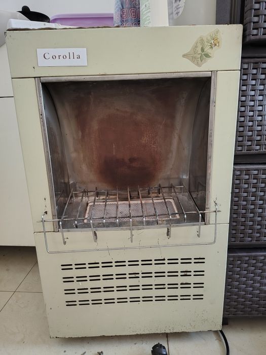 Шкаф и газова печка