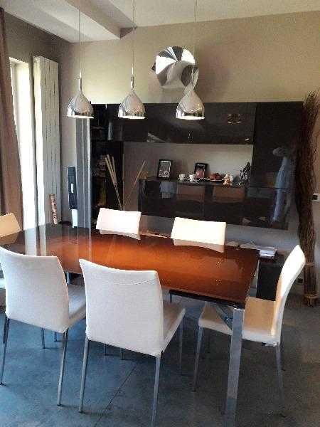 Продава се Тристаен апартамент в София, Център - 90 кв.м за 1645 €/кв.м - Снимка #1