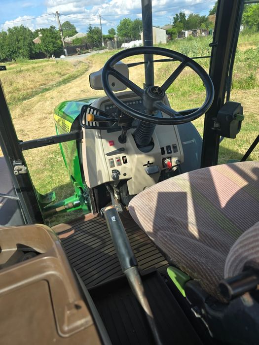 John Deere 5720  2006