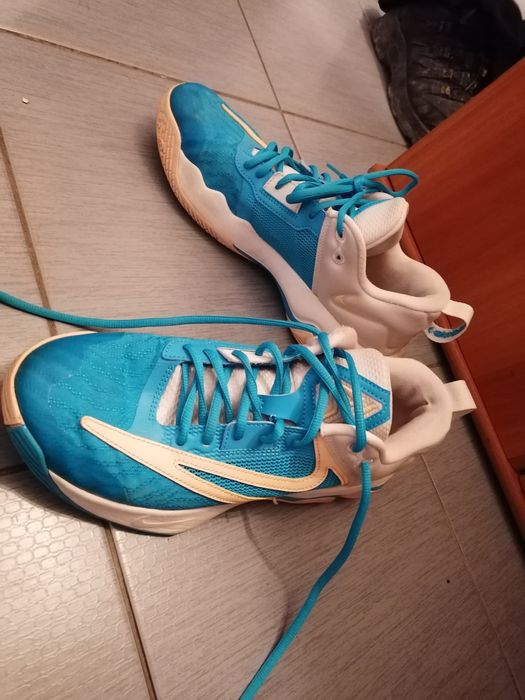 Nike giannis immortality 3 in stare perfecta  marime 42,5