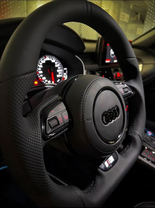 Volan Audi Teșit S-Line Audi A1 A3 A4 A5 A6 A7 A8 R8 Q3 Q5 Q7 TT Piele Nappa + Perforată, Padele și Airbag