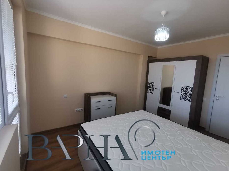 Дава се под наем Двустаен апартамент в Варна, Център - 75 кв.м за 484.5 € - Снимка #8