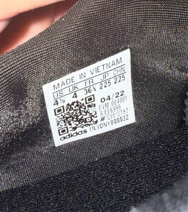 Adidas Originals Ozweego negri marimea 36 2/3 noi originali