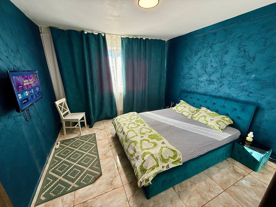 Închiriez apartament în regim hotelier