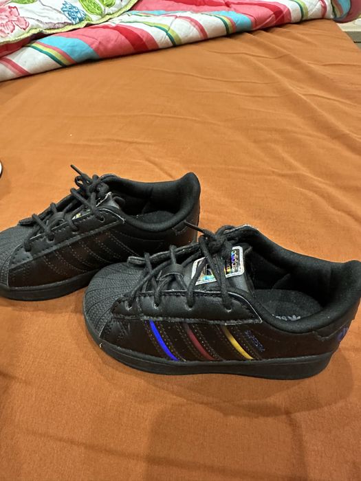 Светещи маратонки Adidas