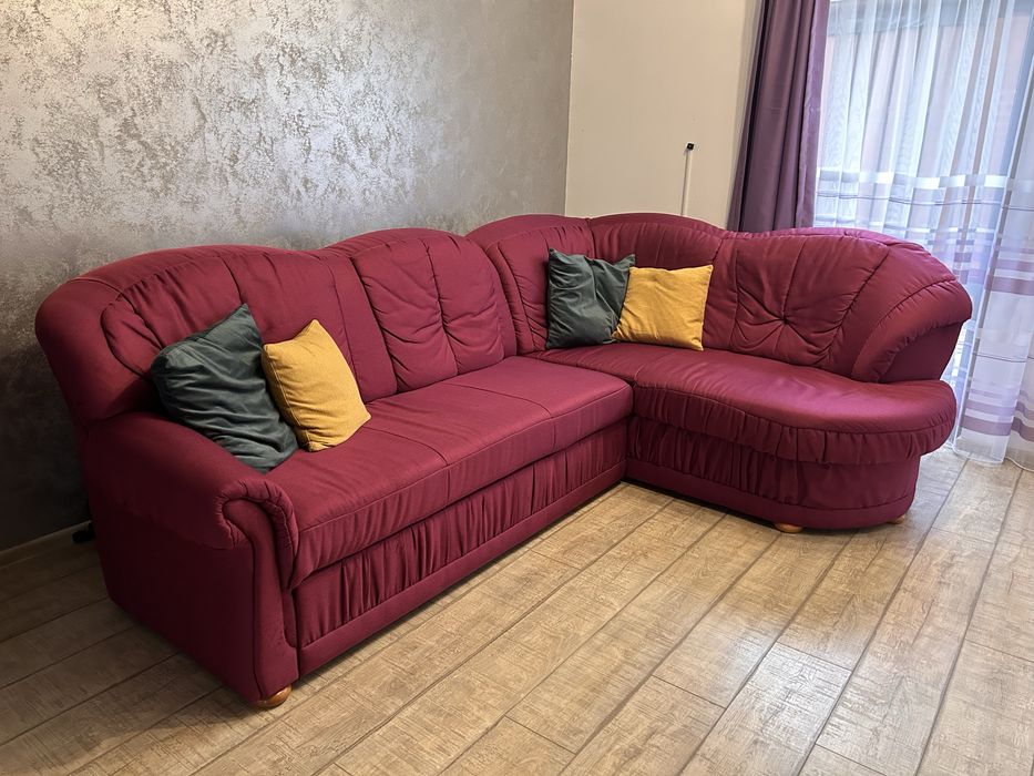 Coltar extensibil cu lada de depozitare