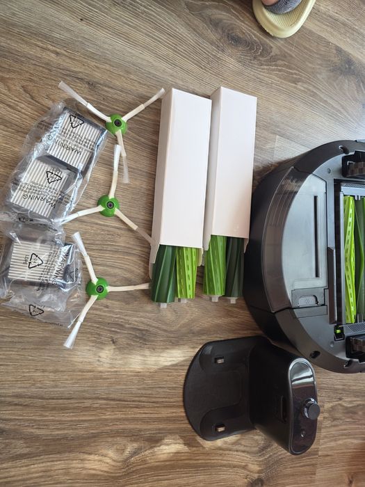 Прахосмукачка робот IROBOT ROOMBA  E5