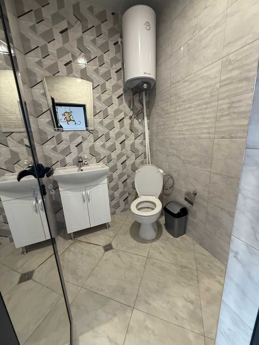 Дава се под наем Офис в Казанлък - 90 кв.м за 459 € - Снимка #2