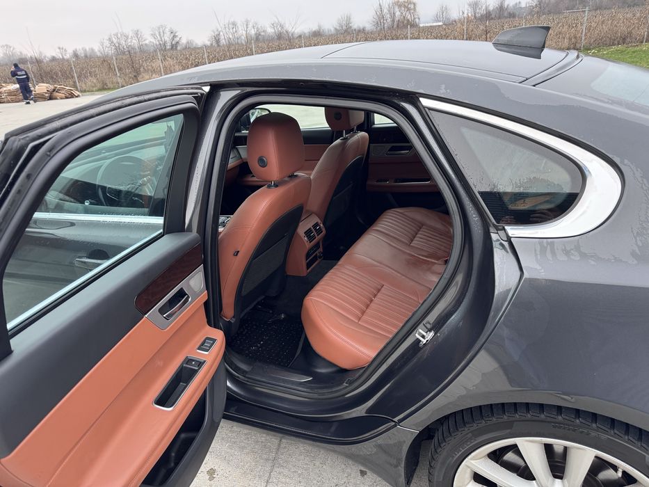 Vand/Schimb Jaguar XF/4x4/2017