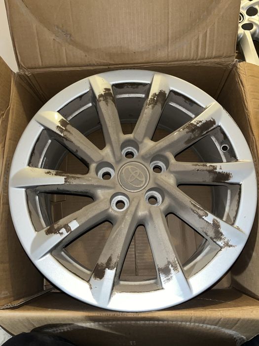 диски тойота камри 75