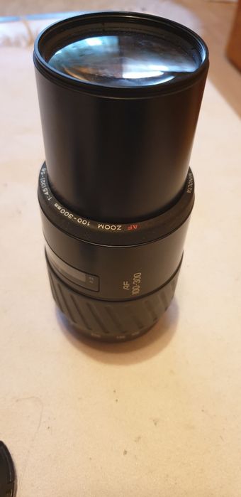 Obiectiv minoltaAF100