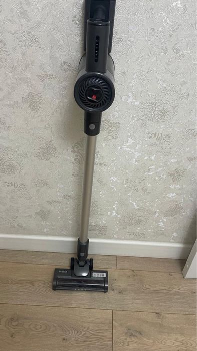 Пылесос RED                                .