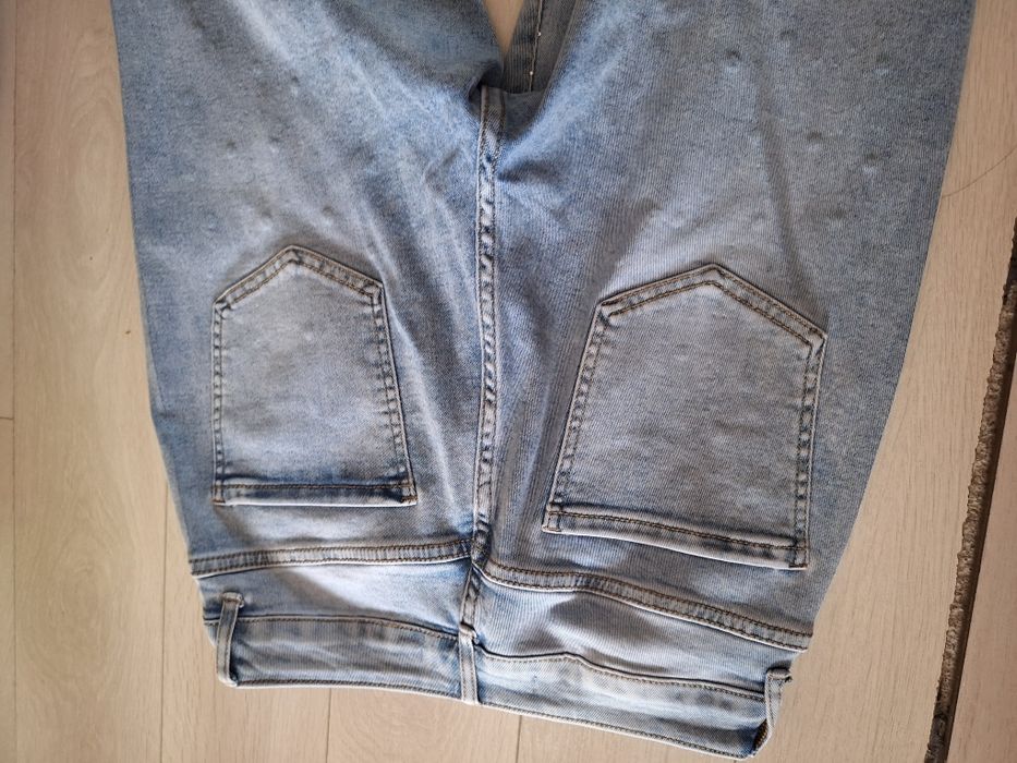 Дамски дънки с камъчета