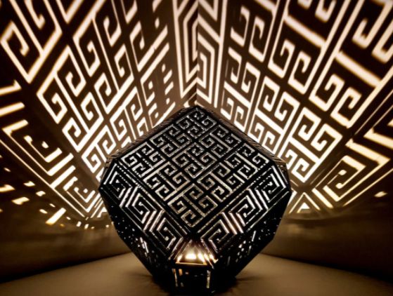 Гръцка меандрова лампа