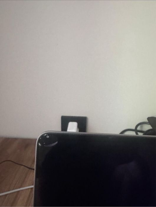 MacBook Air 15 2024  (с ДЕФЕКТОМ)