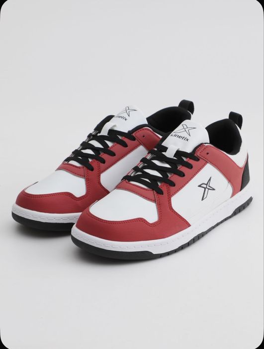 кроссовки kinetix