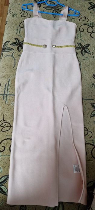 Бандажное платье