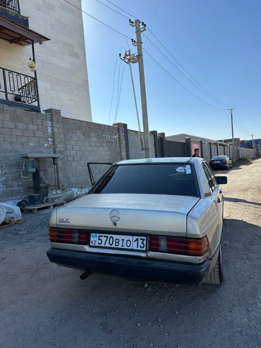 Продам мерс 190 а