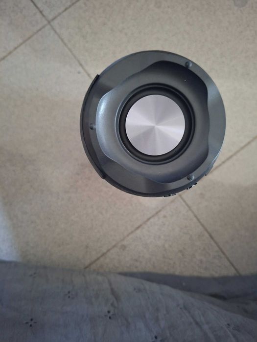 Колонка  чисто нова колонка рекламна