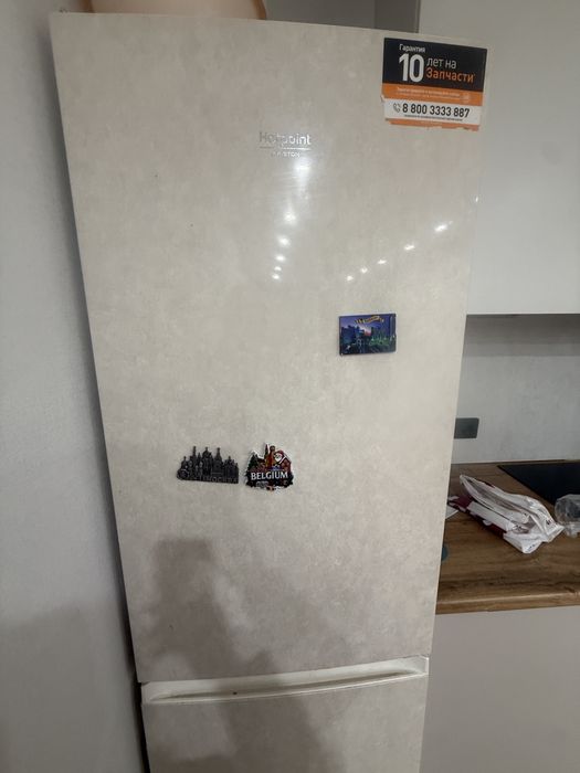 Продам холодильник