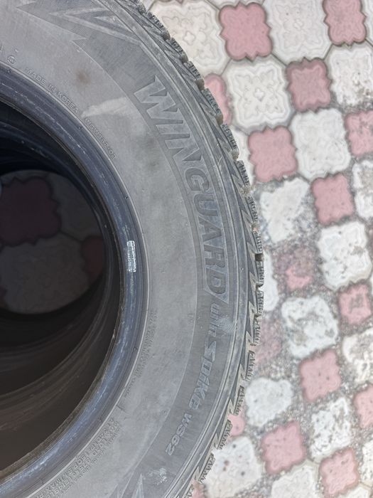 Продам шины зима 16 225/70