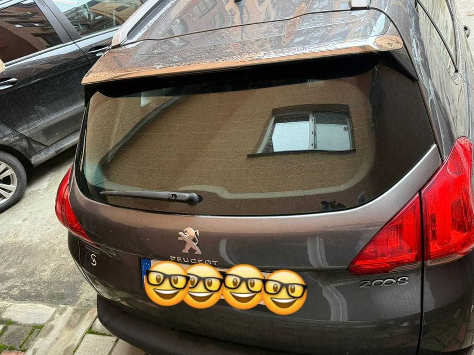 Peugeot 2008 2016 Petrol Automatic 118,000 km €8,400 Clean SUV