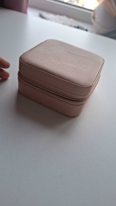 Продаю шкатулку для украшений