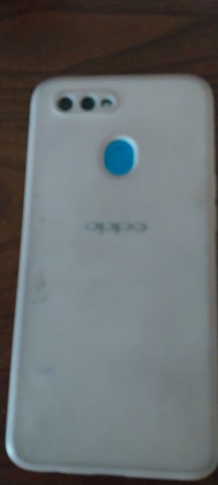 Продам телефон мобильный