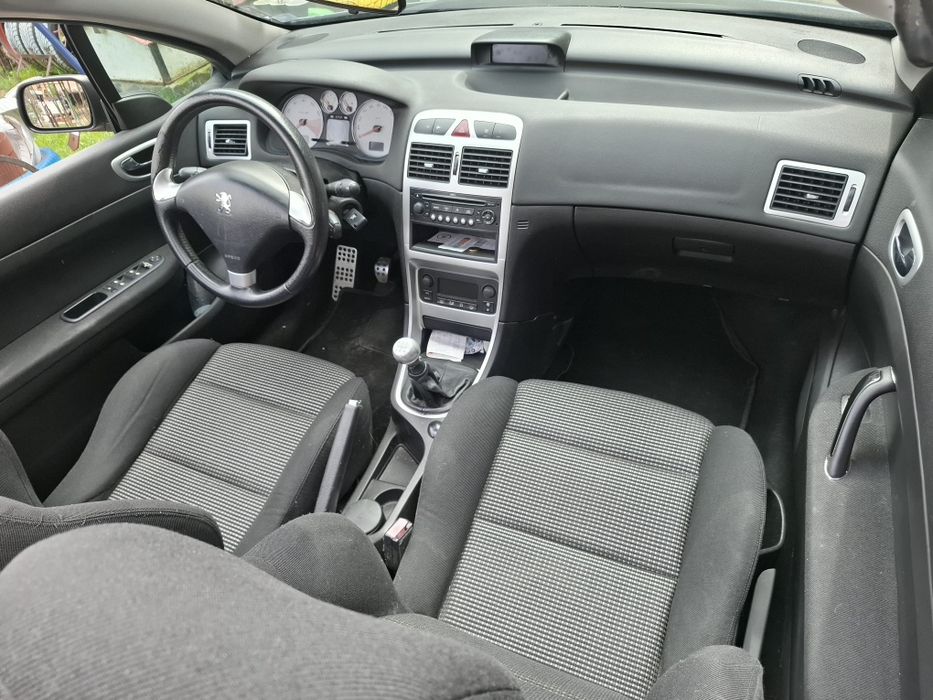 Peugeot 307 CC 2008 г. 108 000 км