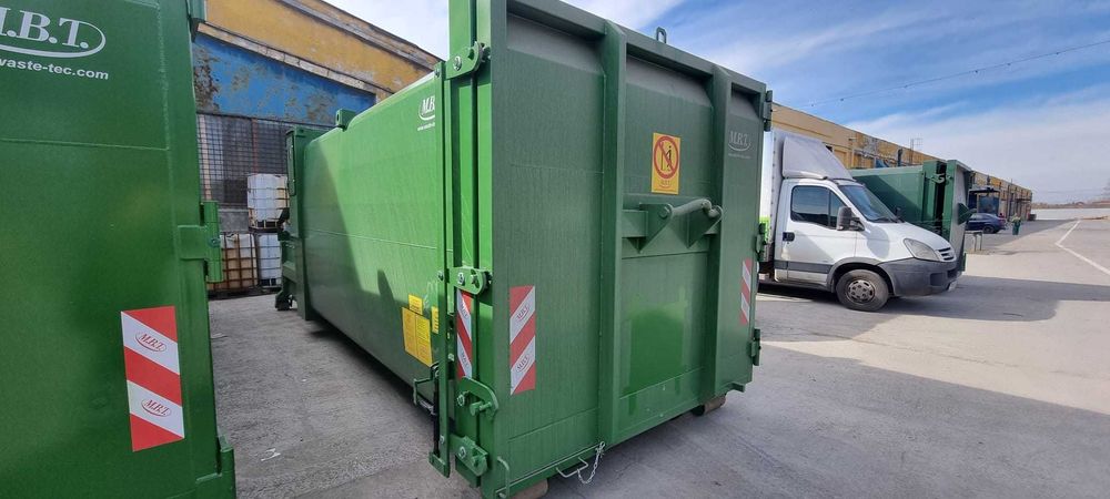 Prescontainer mobil deseuri uscate, model P22N (Standard), utilaje noi