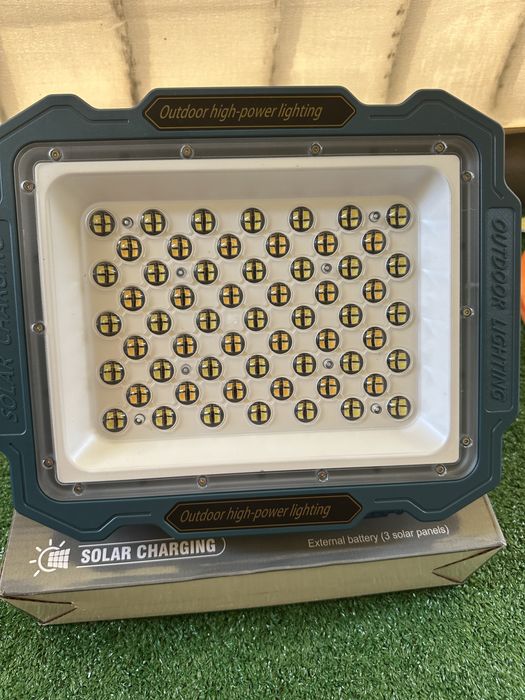 Lampă Solară LED Puternică cu Acumulator și Power Bank – Pescuit, Camping, Curte.