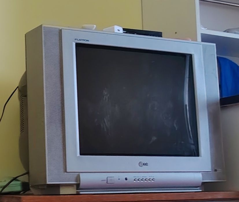 ELJ telvizur tuneri bilan sotiladi