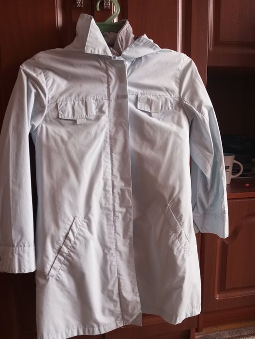 Плащ на девочку.