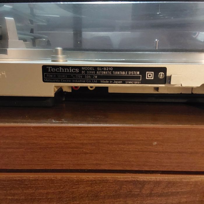 Vănd Pick-up Technics SL-B210 Automatic