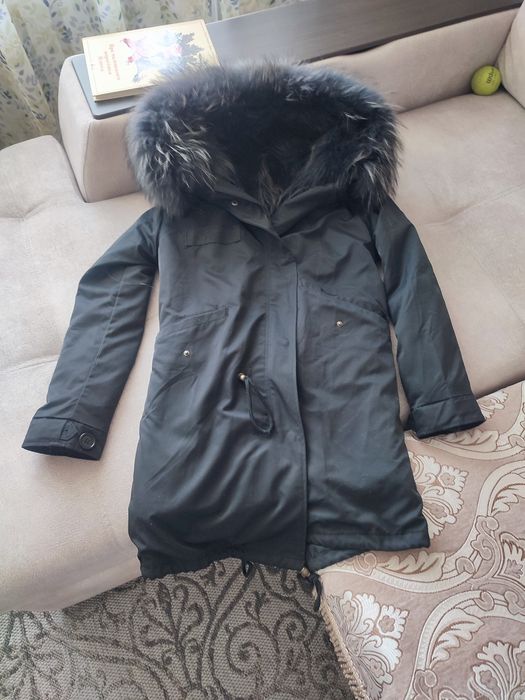 Продам парку натуральный мех