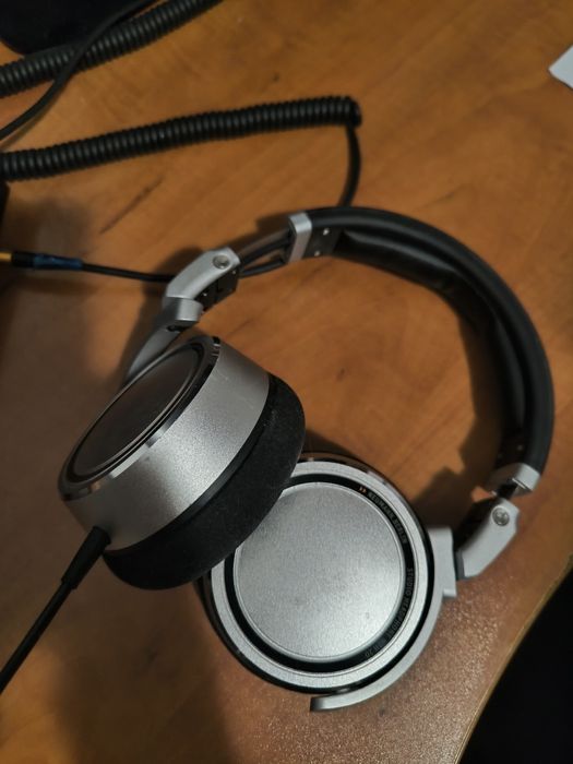 Слушалки neumann ndh 20