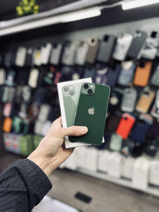 IPhone 13 / 256 /79% в отличном состояний