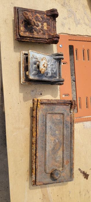 Продам дверцы для печки