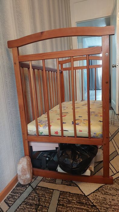 Продам кровать детскую